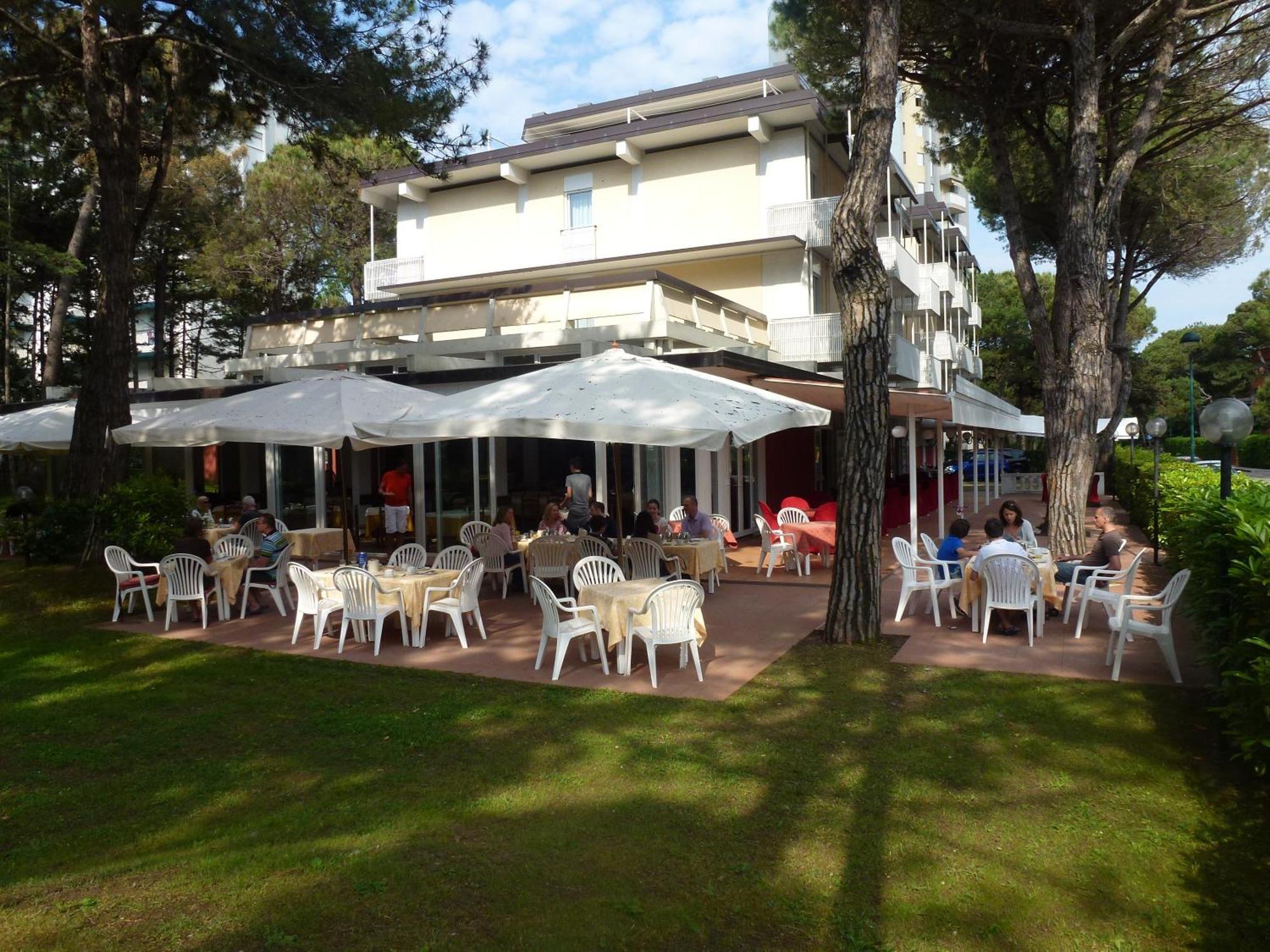Hotel San Marco Линьяно-Саббьядоро Экстерьер фото